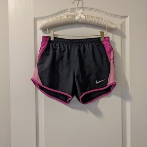 Women's Nike shorts S